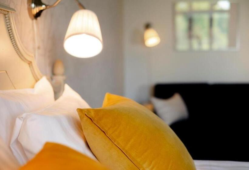 스위트, Ik Hotel & Camping