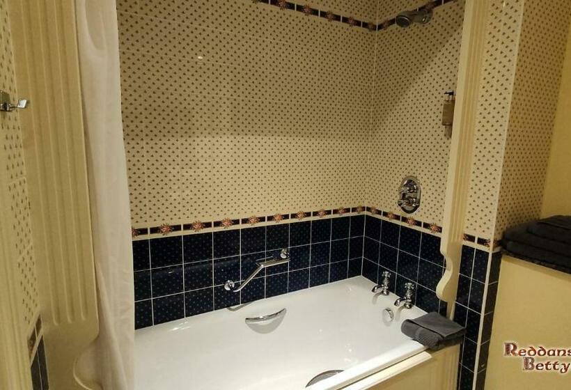 غرفة ديلوكس سرير كينج, Reddans Of Bettystown Luxury Bed & Breakfast, Restaurant And Bar