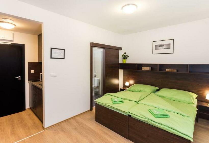 Standard Stúdió Terasszal, Barok Hotel And Apartments