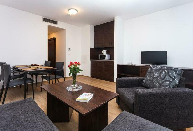 1 Szobás Apartman, Barok Hotel And Apartments