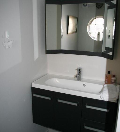 Номер Стандарт Адаптированный для Инвалидов, B&b Antiqua & Qook