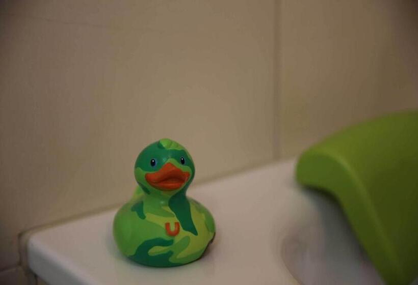 带露台的小型套房, B&b Hippo Droom