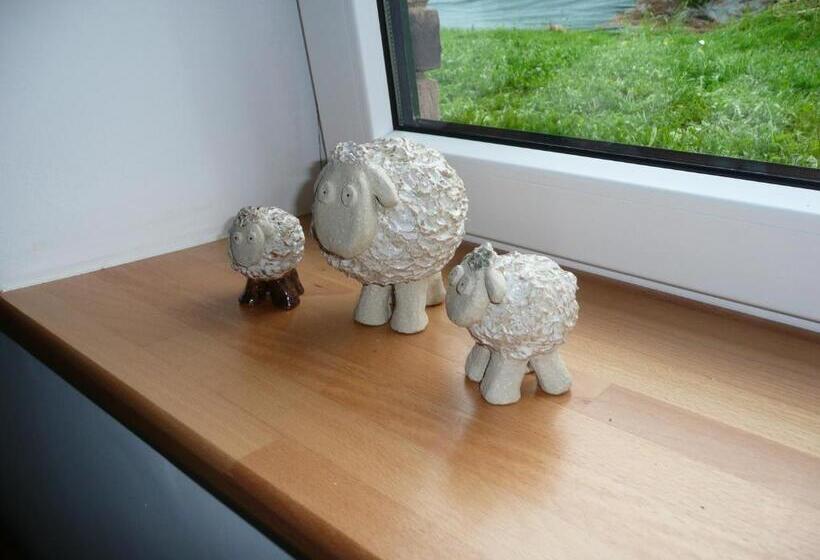 غرفة قياسية ثلاثية, B&b La Ferme De Berwausault