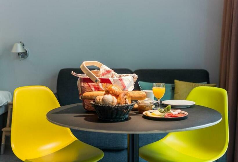 デラックスルーム, Marcel De Gand Business & Travel