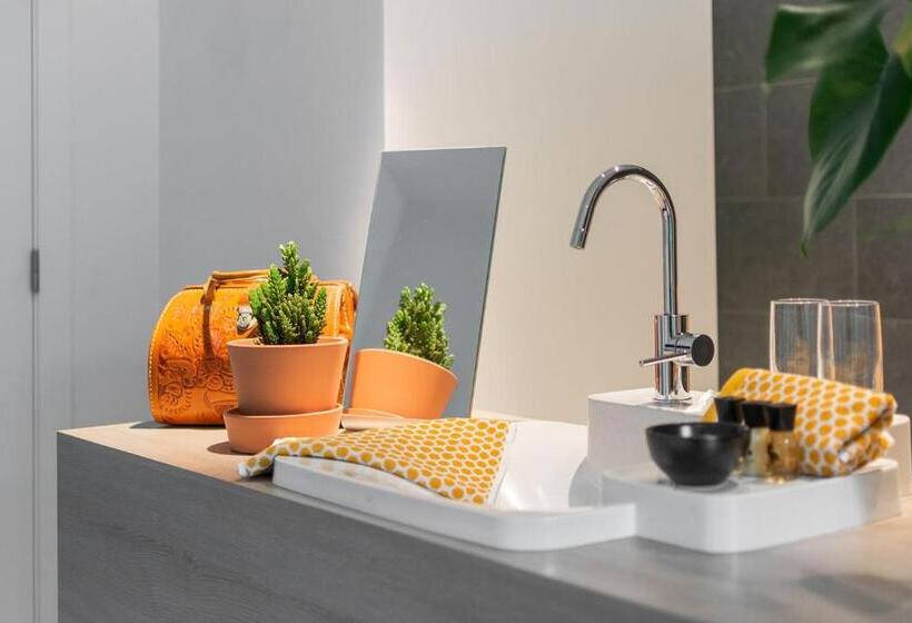 デラックスルーム, Marcel De Gand Business & Travel