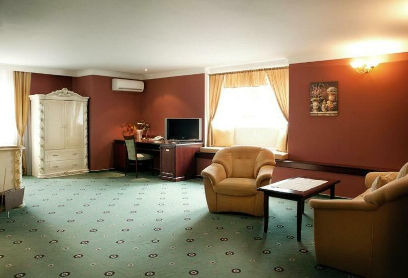 سوییت, Boutique Hotel Maraton