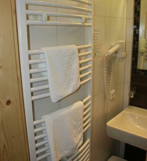 スタンダードシングルルーム, Almtalerhof