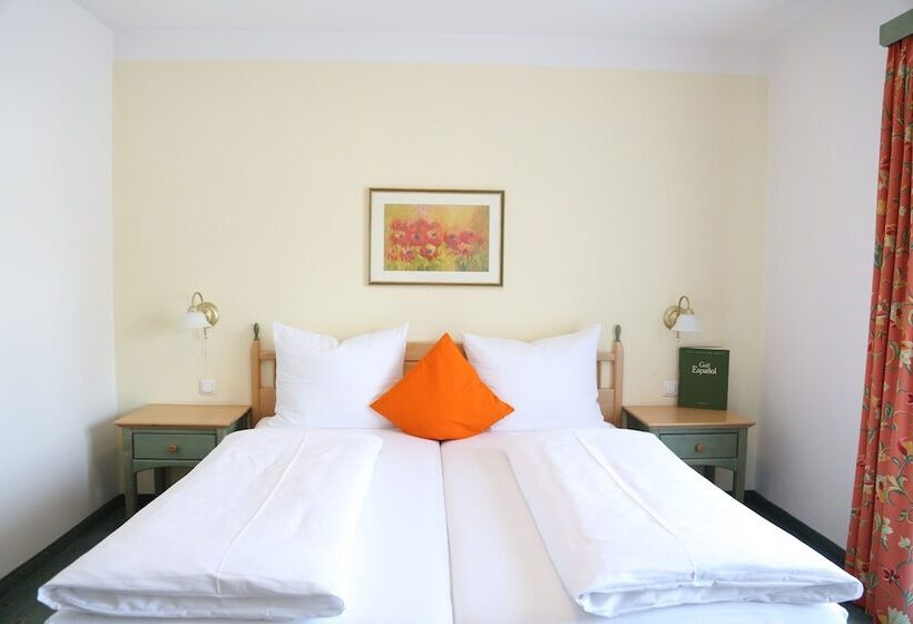 اتاق استاندارد در طبقه همکف, Am Schloss