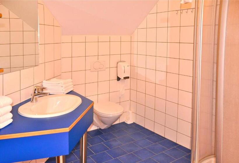 Семейный Номер, Am See Rust