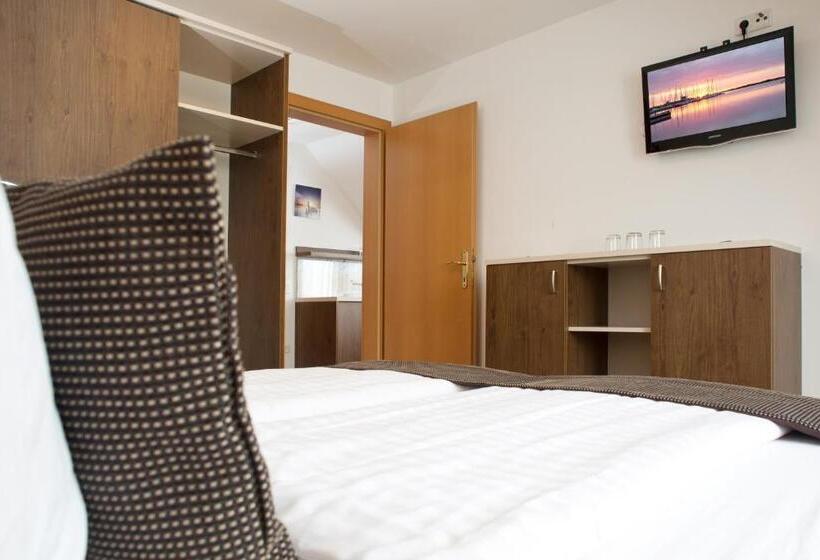 Апартаменты 1 Спальня, Am See Rust