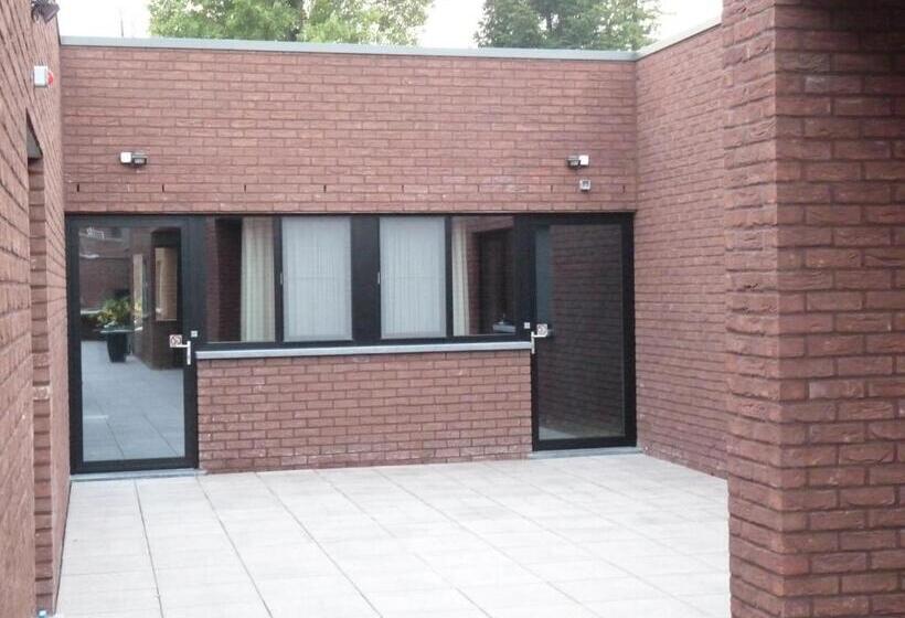 غرفة كومفورت, Au Prince Royal