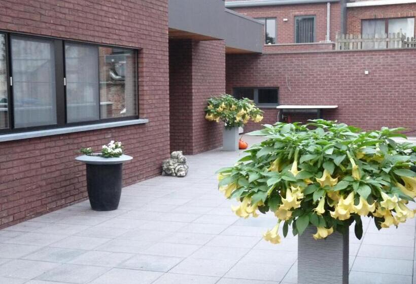 غرفة كومفورت, Au Prince Royal