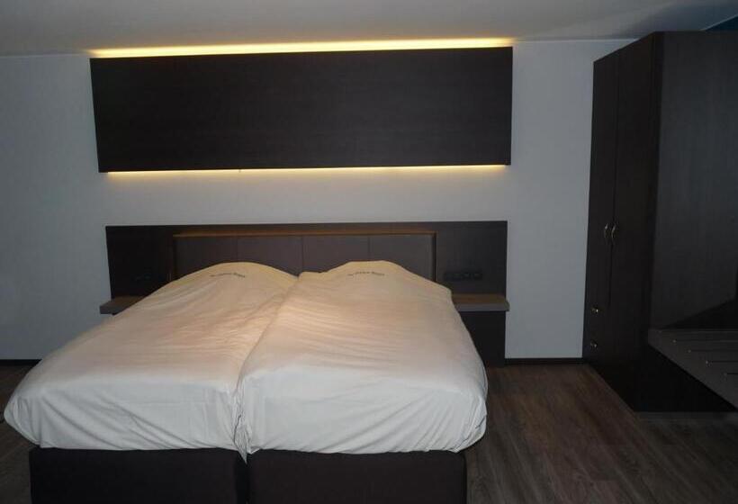 غرفة كومفورت, Au Prince Royal