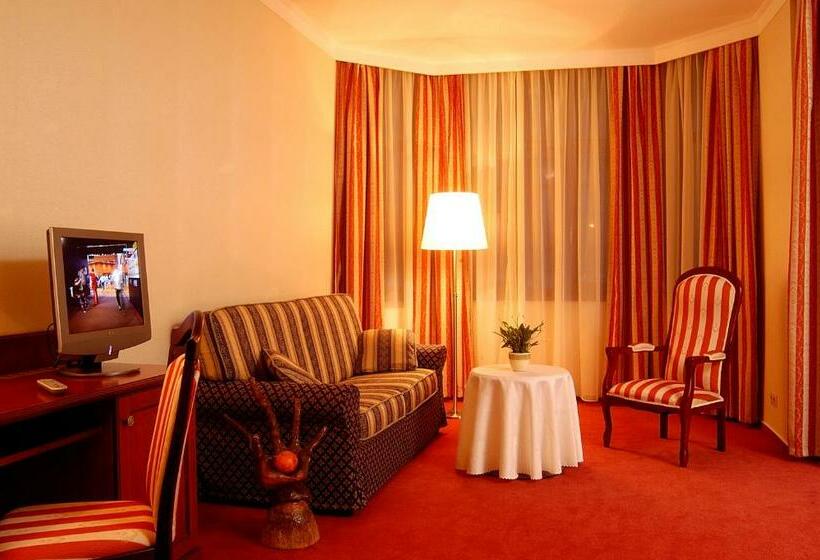 اتاق اجرایی, Boutique Hotel Maraton