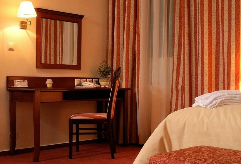 اتاق اجرایی, Boutique Hotel Maraton