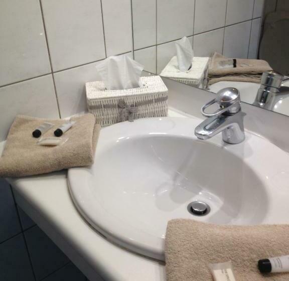 Номер Стандарт, Chaplin