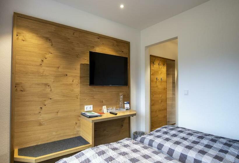 غرفة قياسية مزوَّدة بشُرفة, Gästehaus Boersch