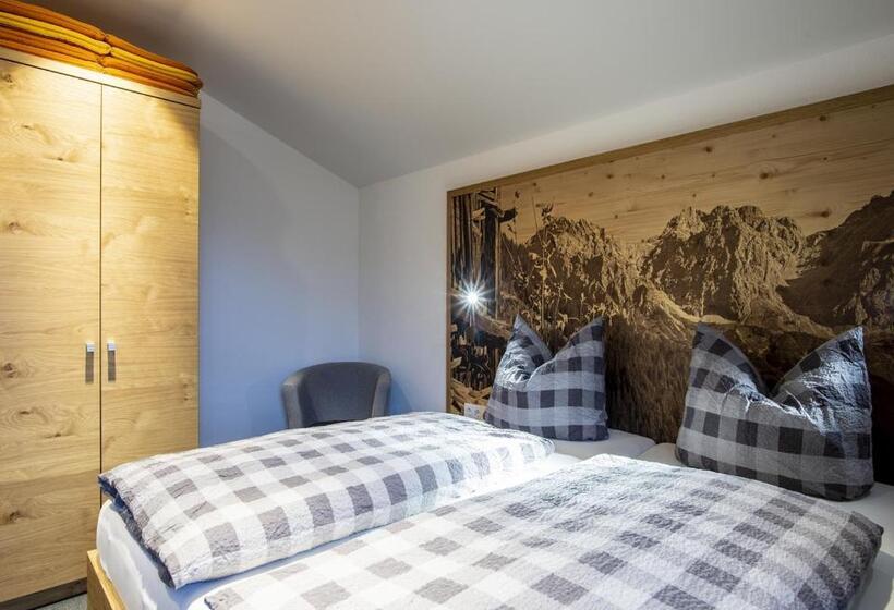 شقة غرفتين نوم مزودة بشُرفة, Gästehaus Boersch