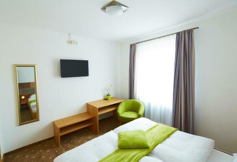 标准间, Rathauskeller Melk