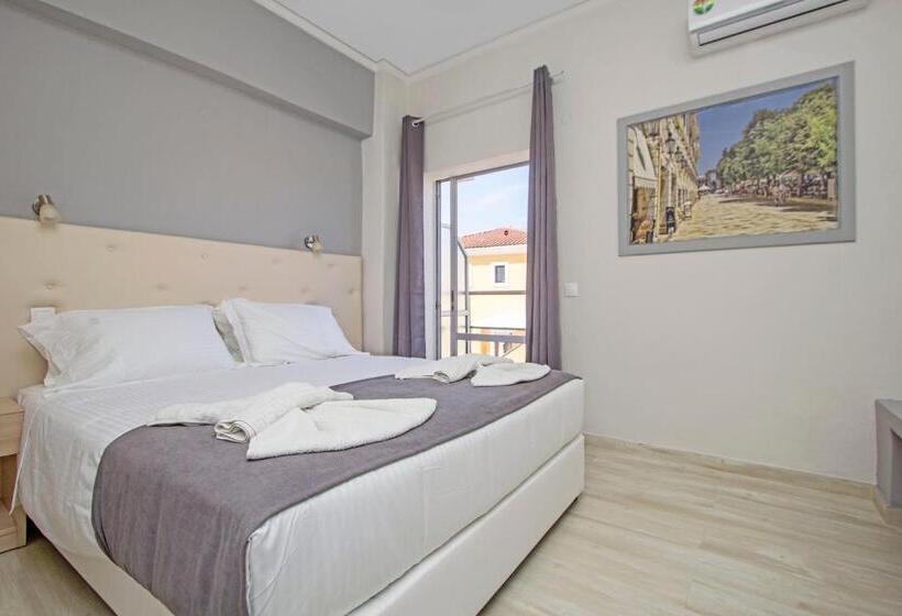 Номер Стандарт Трехместный, Saint George Palace