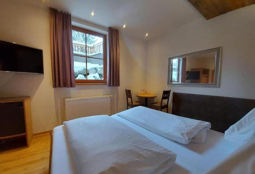 חדר בסיסי, Starjet