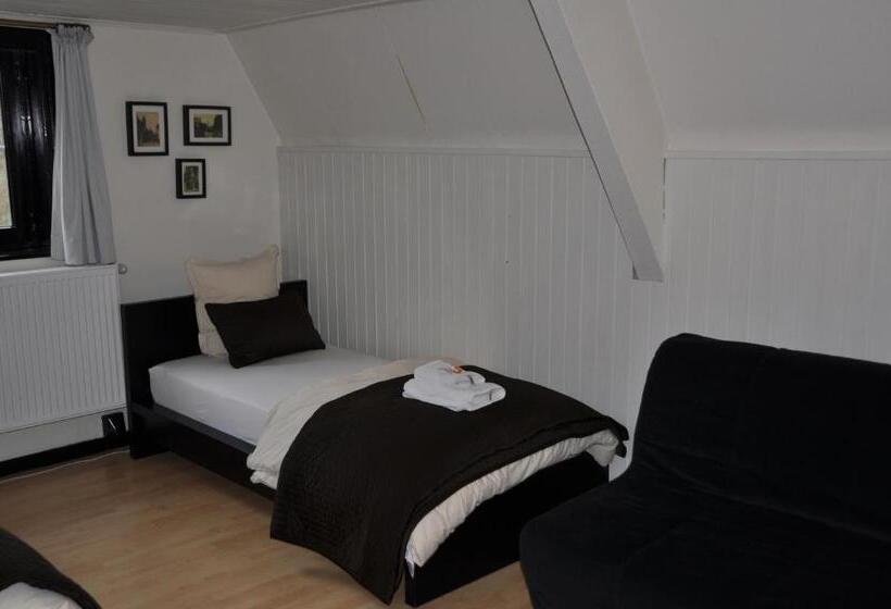 ファミリールーム, T Bagientje