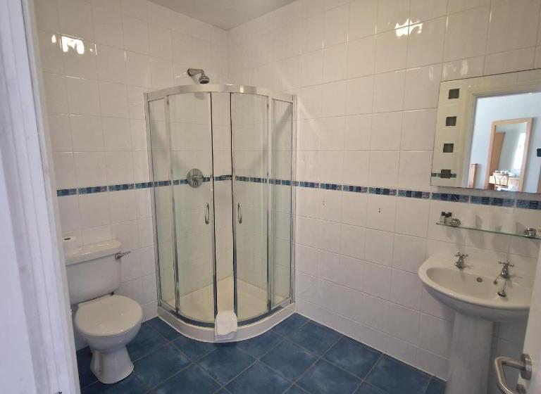 스탠다드 트리플 룸, West View Accomodation