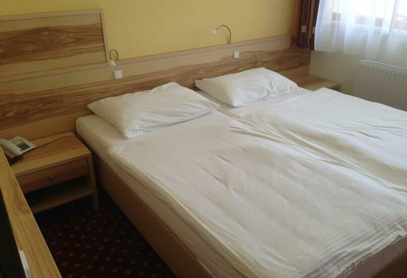 Номер Стандарт с Балконом, Zum Kastell