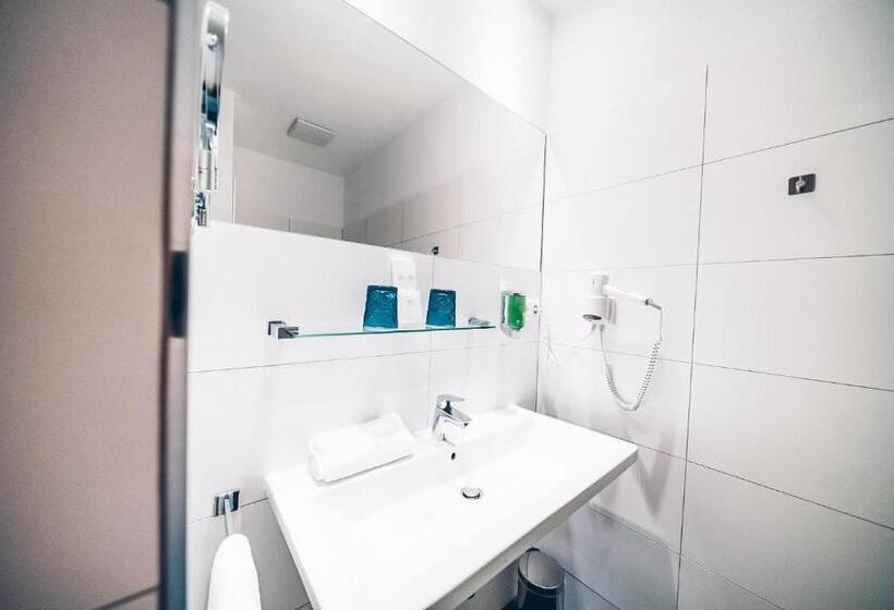 סוויטה דלוקס, Aktivhotel Wildschütz