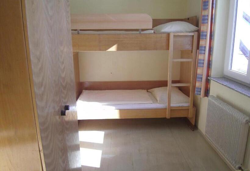 Четырехместный Номер Стандарт, Jugend  Und Familiengästehaus Heiligenblut