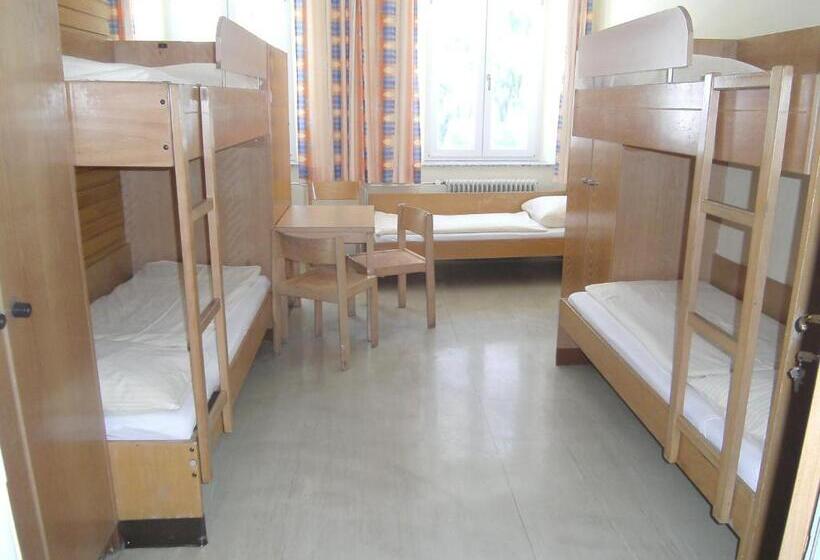 חדר סטנדרט לשלושה, Jugend  Und Familiengästehaus Heiligenblut