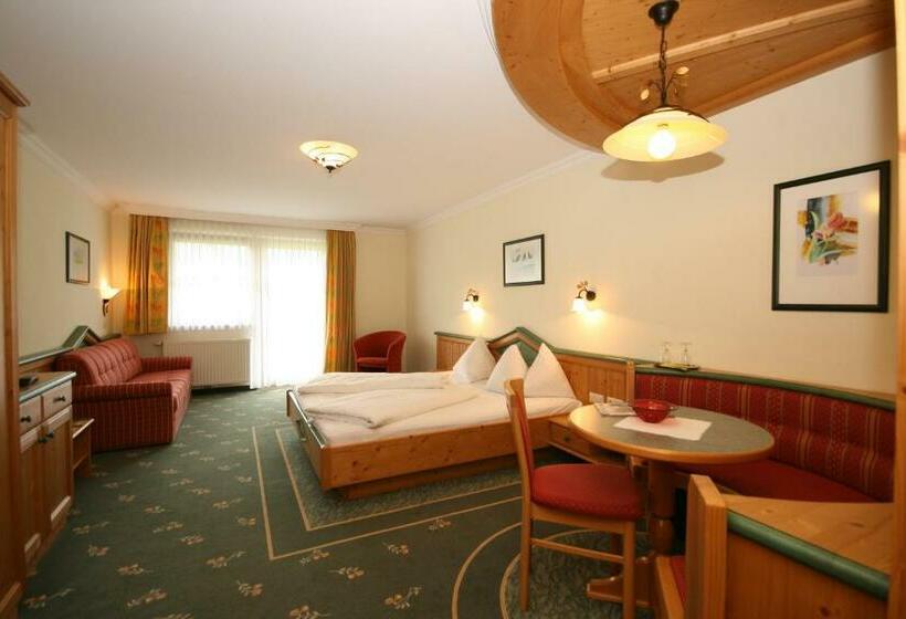 Comfort room with balcony, Alpenhotel Neuwirt