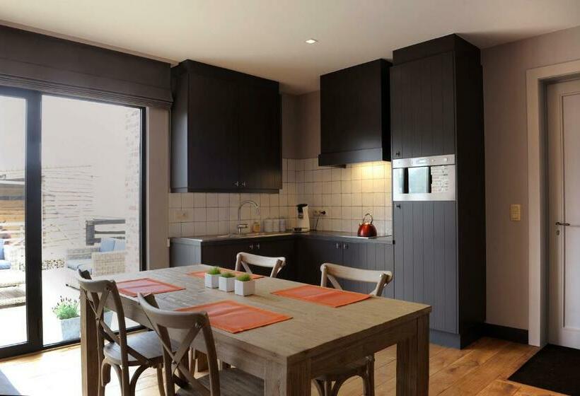 标准工作室, Logies De Hessie