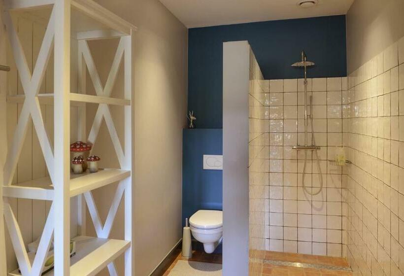 标准工作室, Logies De Hessie