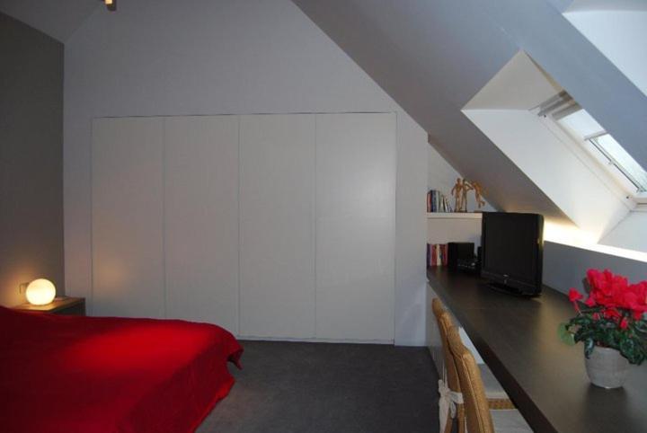 스탠다드 룸, Polderlicht