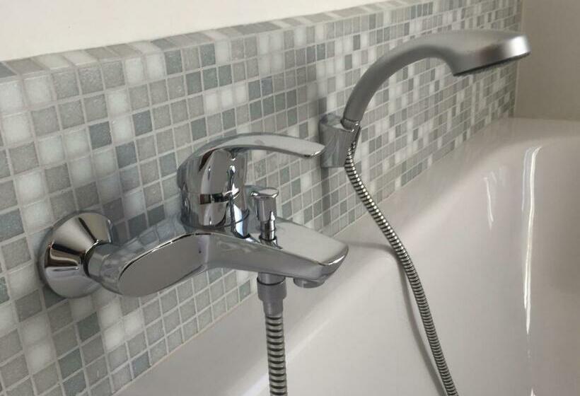 חדר דלוקס, B&b Sabbajon