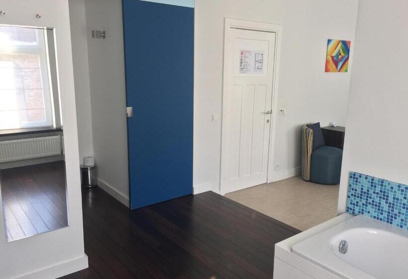 デラックスルーム, B&b Sabbajon