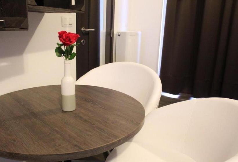 Comfort room with balcony, B&b Villa Verde