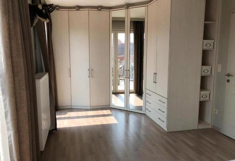 标准工作室, B&b Villa Verde