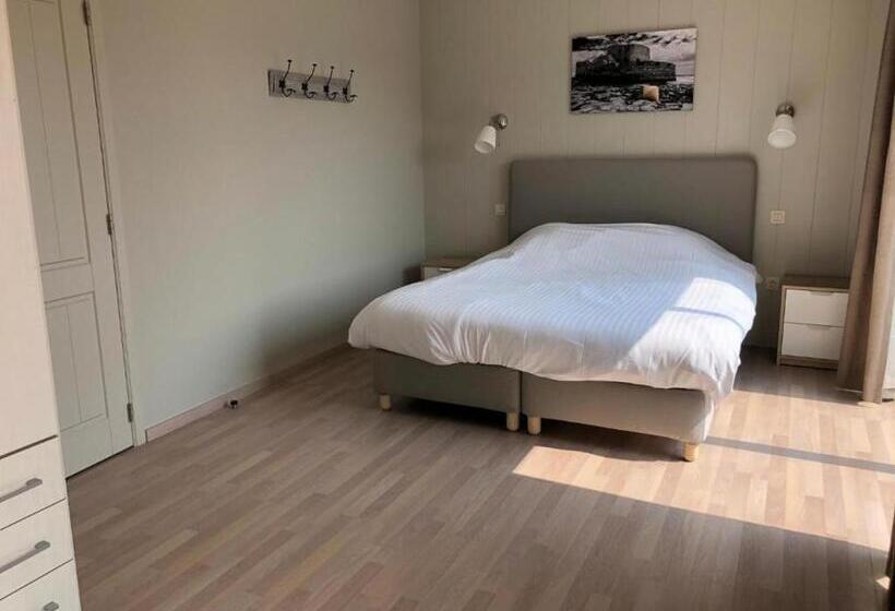 스탠다드 스튜디오, B&b Villa Verde