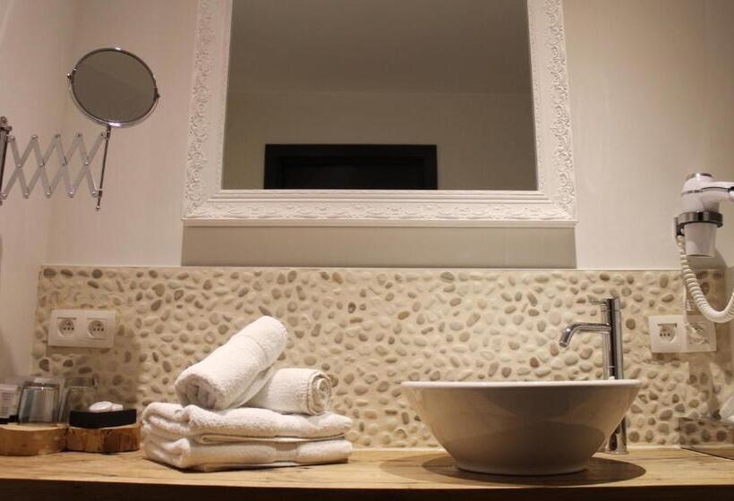 Comfort room with balcony, B&b Villa Verde