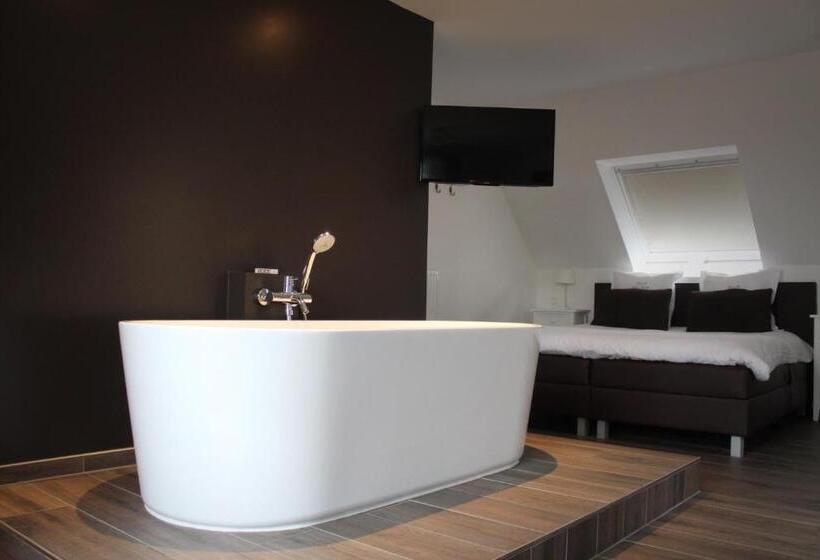 Comfort room with balcony, B&b Villa Verde