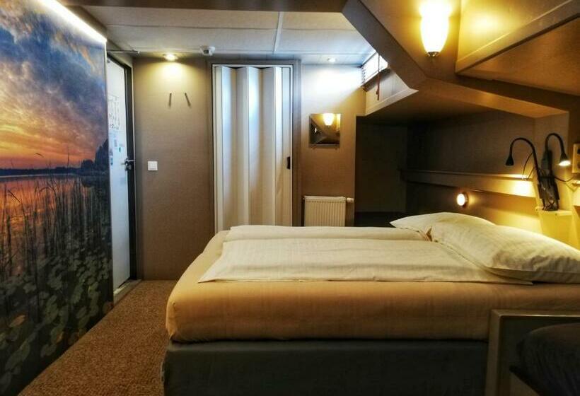 Хижина, Botel Ophoven