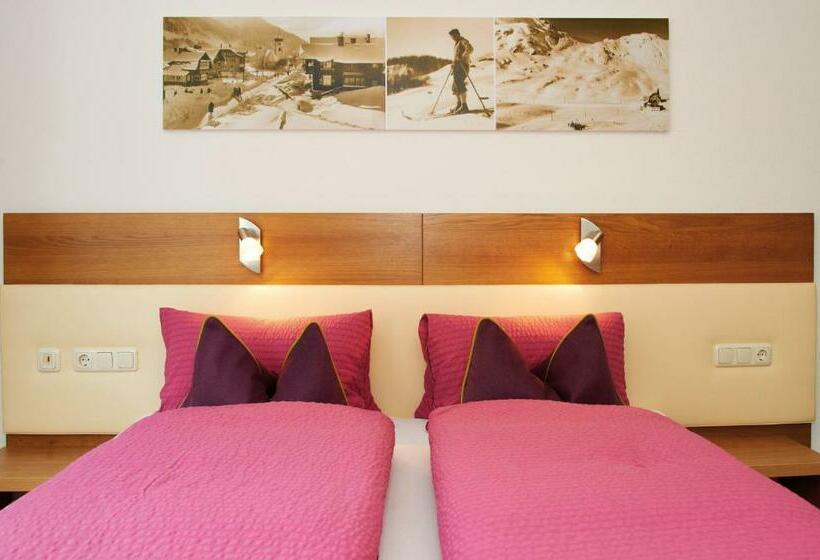 اتاق استاندارد, Haus Markus Strolz