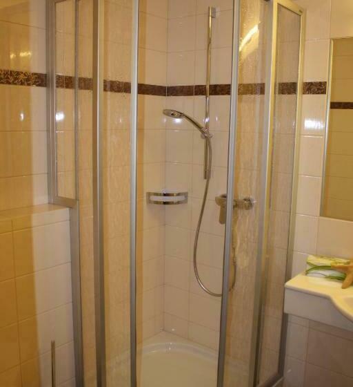 غرفة قياسية مزوَّدة بشُرفة, Zimmervermietung Babsy