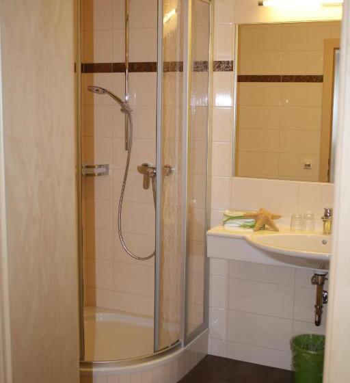 غرفة قياسية مزوَّدة بشُرفة, Zimmervermietung Babsy