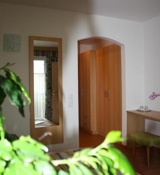 غرفة كومفورت, Zimmervermietung Babsy