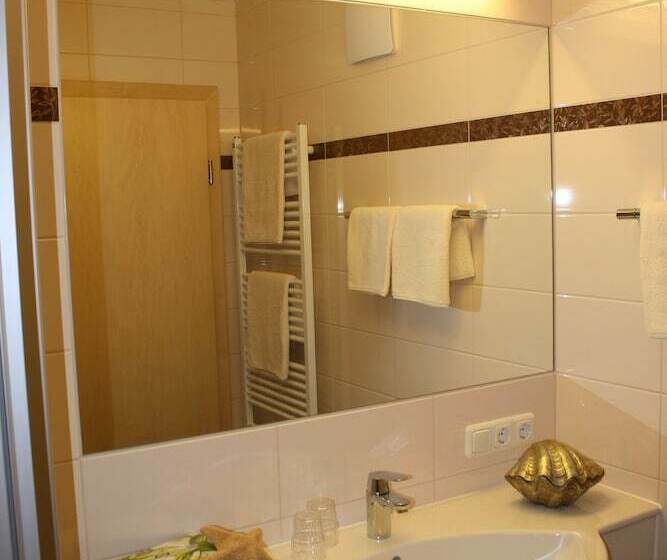 غرفة كومفورت, Zimmervermietung Babsy