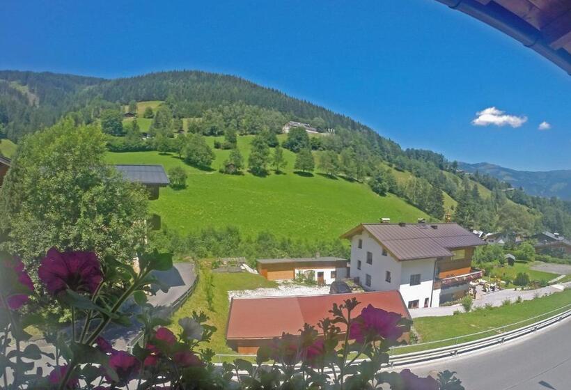 غرفة قياسية مزوَّدة بشُرفة, Zimmervermietung Babsy