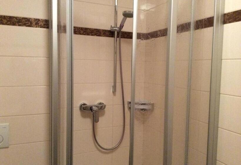 غرفة كومفورت, Zimmervermietung Babsy